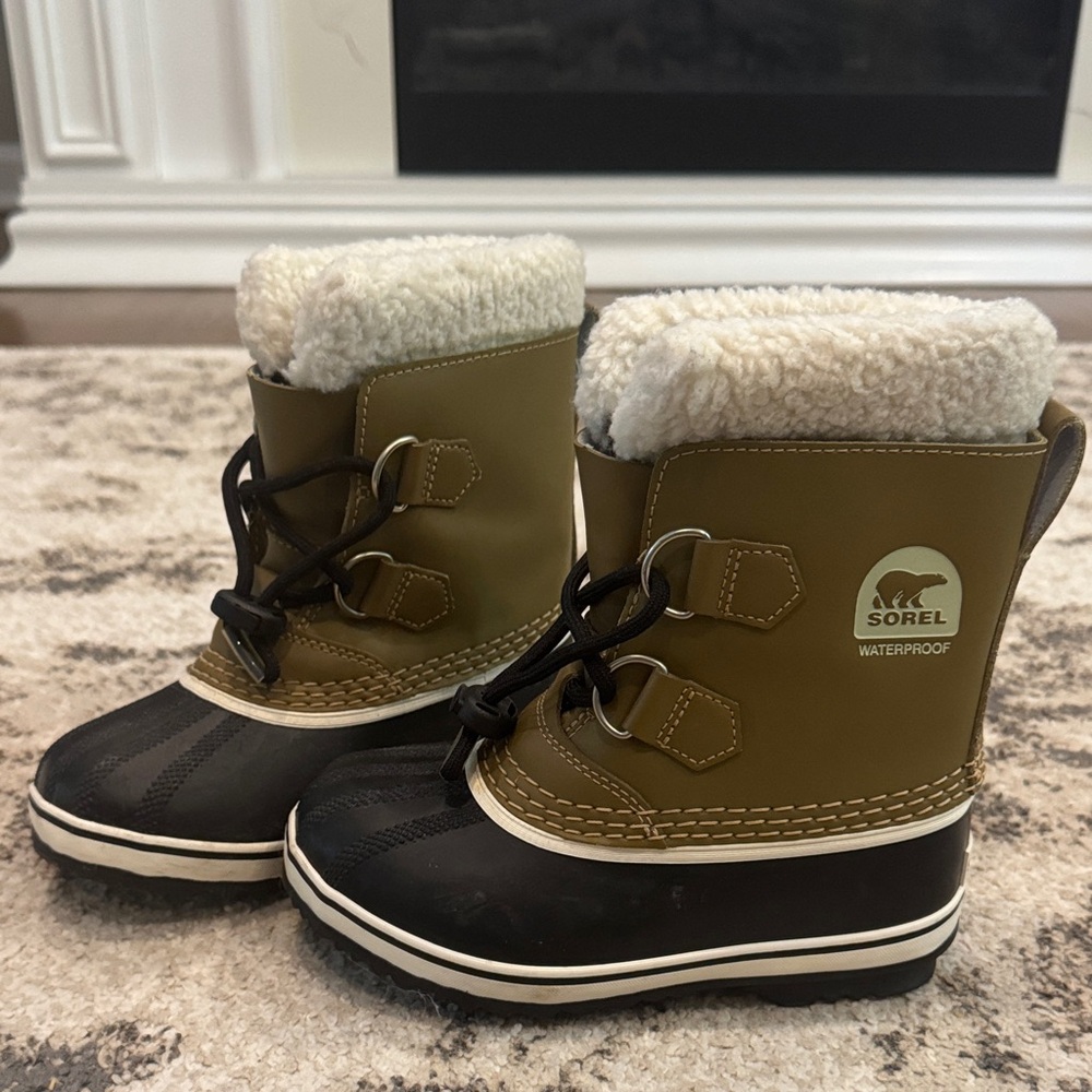 Sorel Kids' Tan and Black Winter Boots